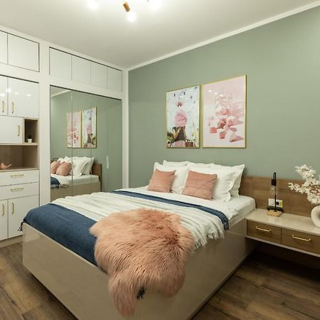 Dream Home - Prime Location 2Br Apt In Букурещ Екстериор снимка