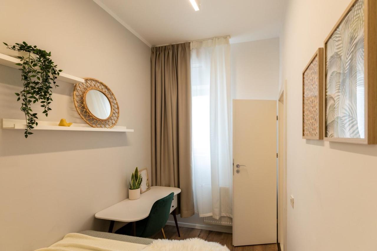 Dream Home - Prime Location 2Br Apt In Букурещ Екстериор снимка